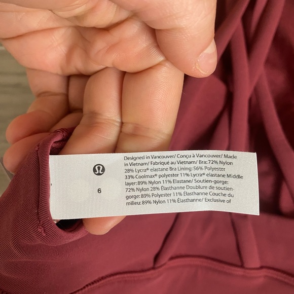 Lululemon Top NEW - Picture 3 of 6